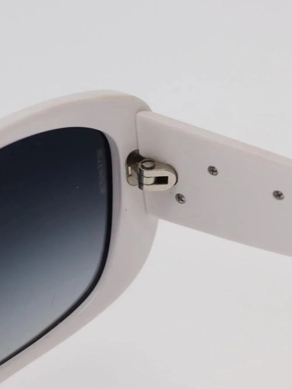 CHANEL Camelia Sunglasses Plastic White 5186-A CC Auth 176109A